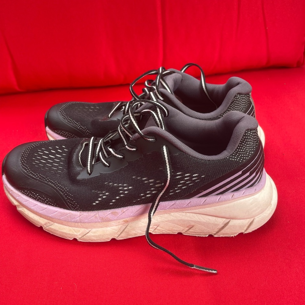 Avia sneakers